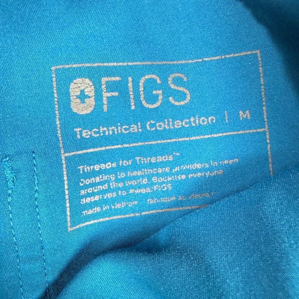 Figs Men Cargo Pants in teal blue- medium